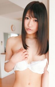 【レビュー2件】人気モデルを夢見て激エロ撮影… 5271eco00005｜出演 EROVISION作品のサンプル・口コミまとめ
