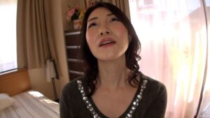 しっとりお肌のイキ過ぎ素人熟女の肉欲淫乱SEX！オナニーじゃ満足出来ないんです！ h_1724a046g00001｜出演 即ヌキ作品のサンプル動画・画像・口コミ